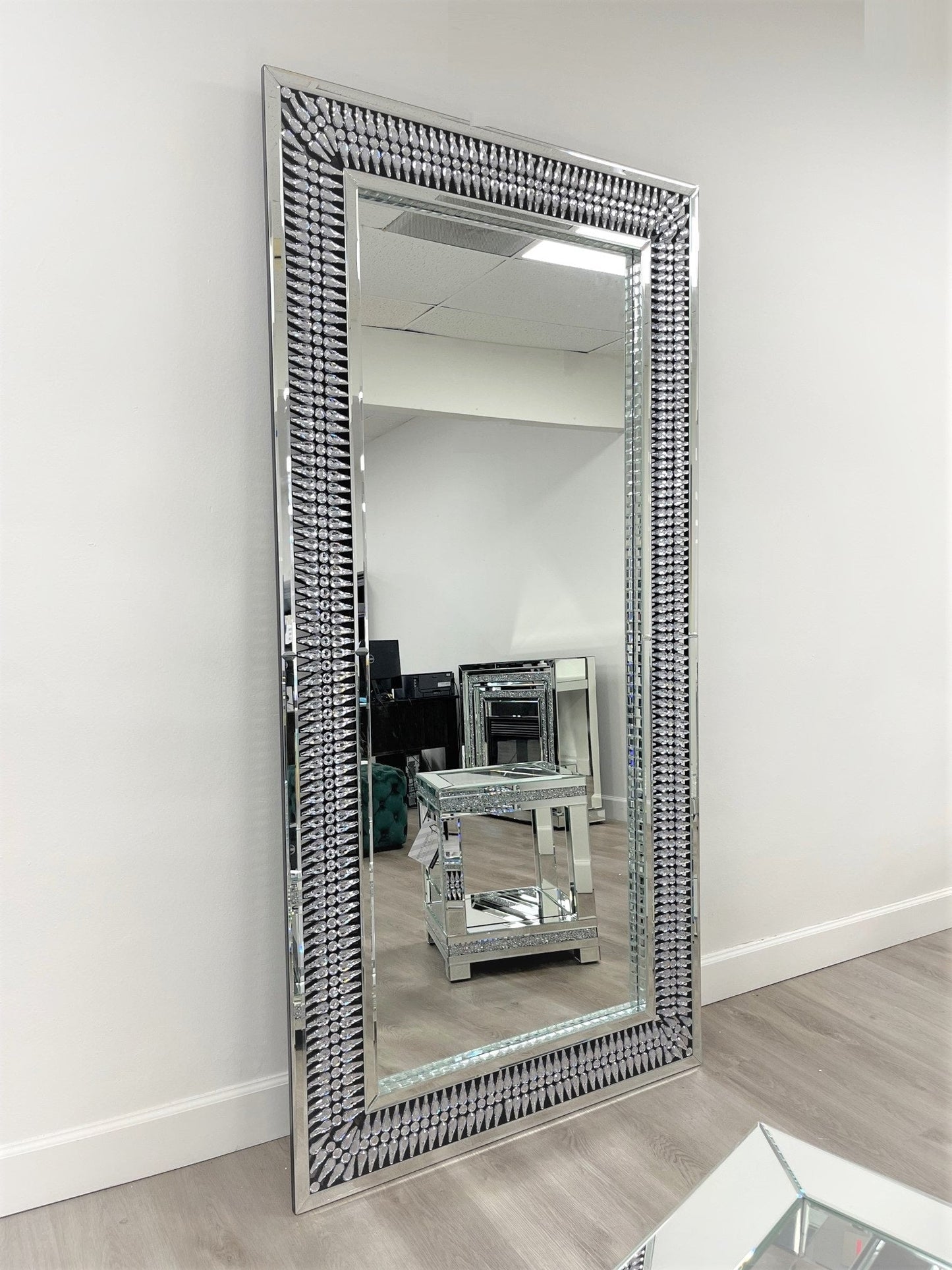 Glam A6 Floor Mirror