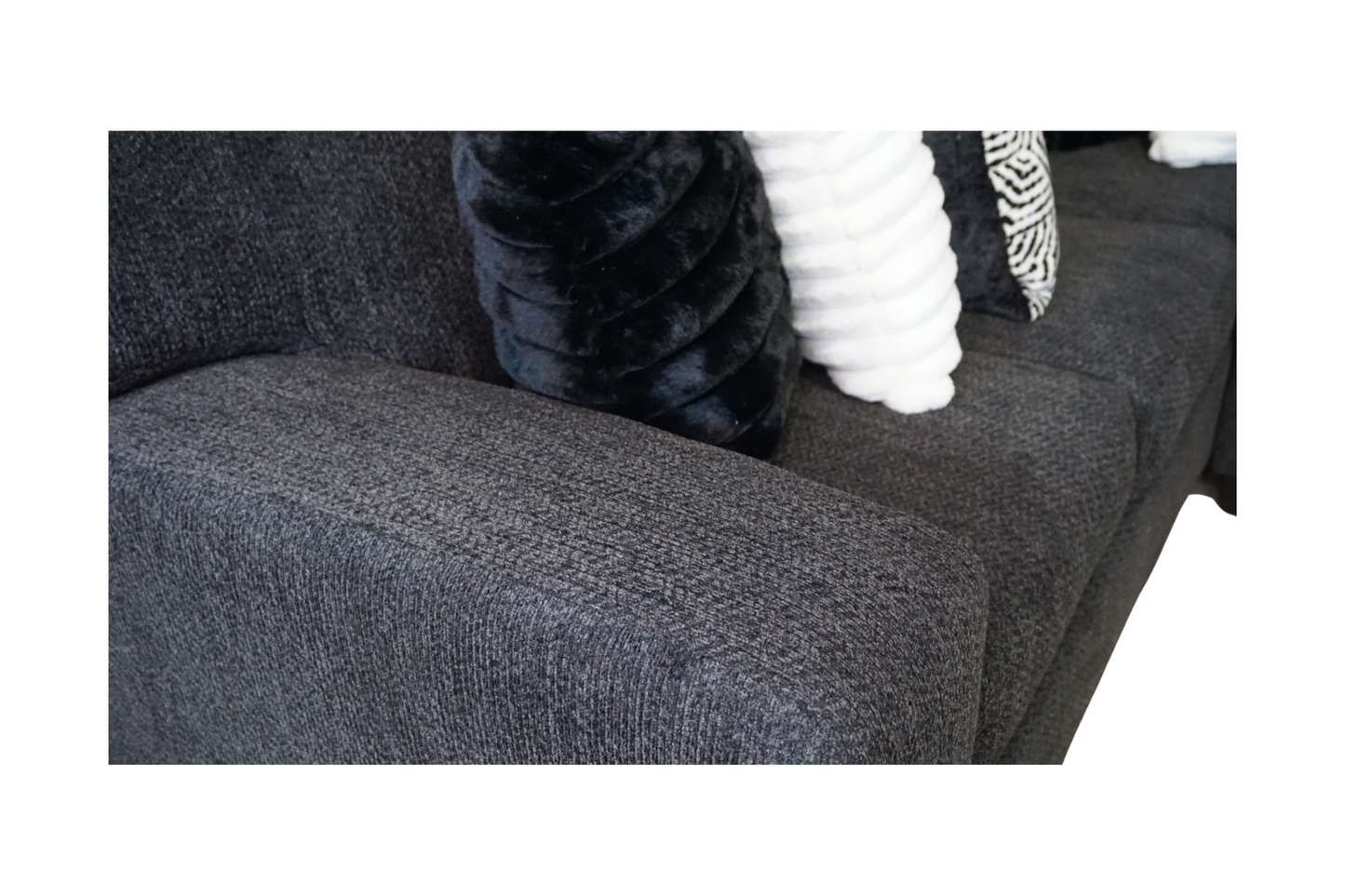 Fluff Daddy Black 907 XL Sectional