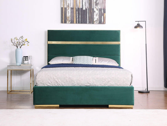 B810 Cartier Green/Gold King Platform Bed