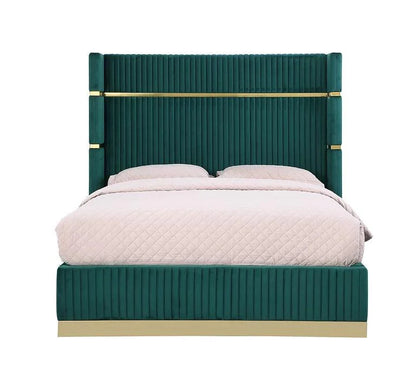 B786 Aspen Green Velvet Queen Bed