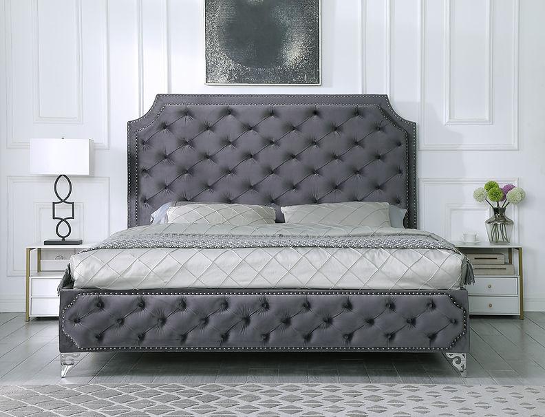 B830 Leilah King Platform Bed (Grey)